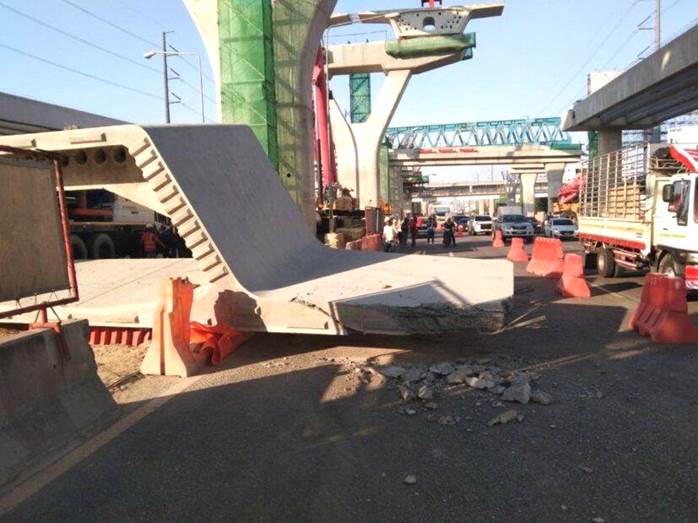 นักวิชาการ สจล.แนะป้องกันอุบัติเหตุไซต์ก่อสร้าง กรณีสะพานคอนกรีตทางด่วนถล่มบนถ.พระราม 2